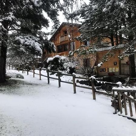 Chalet Pomme de Pin 5 chambres 12 à 14 personnes Formiguères Esterno foto