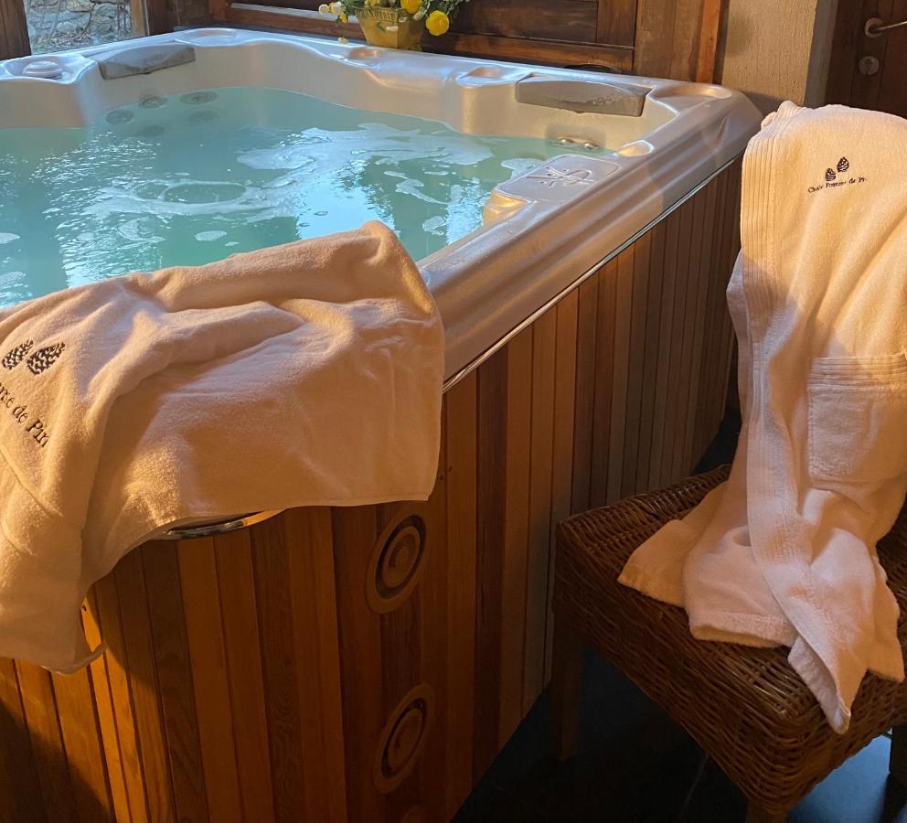 Chalet Pomme de Pin 5 chambres 12 à 14 personnes Formiguères Esterno foto