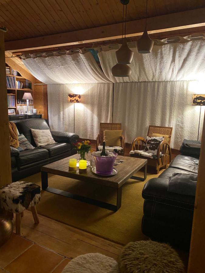 Chalet Pomme de Pin 5 chambres 12 à 14 personnes Formiguères Esterno foto