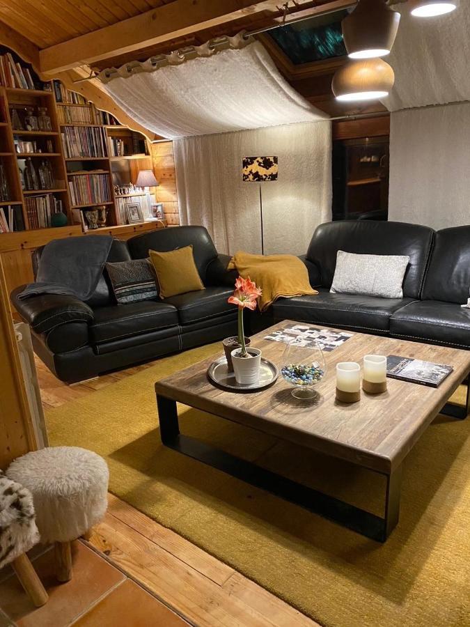 Chalet Pomme de Pin 5 chambres 12 à 14 personnes Formiguères Esterno foto